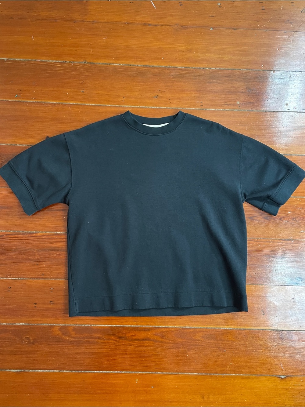 Amongst Others Men’s Boxy Fit T Shirt Crewneck Thick Tee Sz S 💛🎀